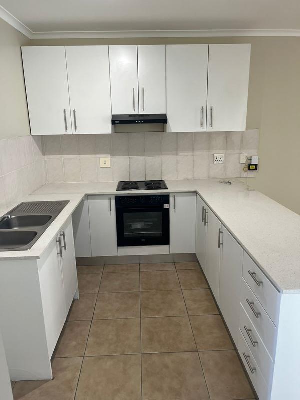 To Let 2 Bedroom Property for Rent in Parklands Western Cape